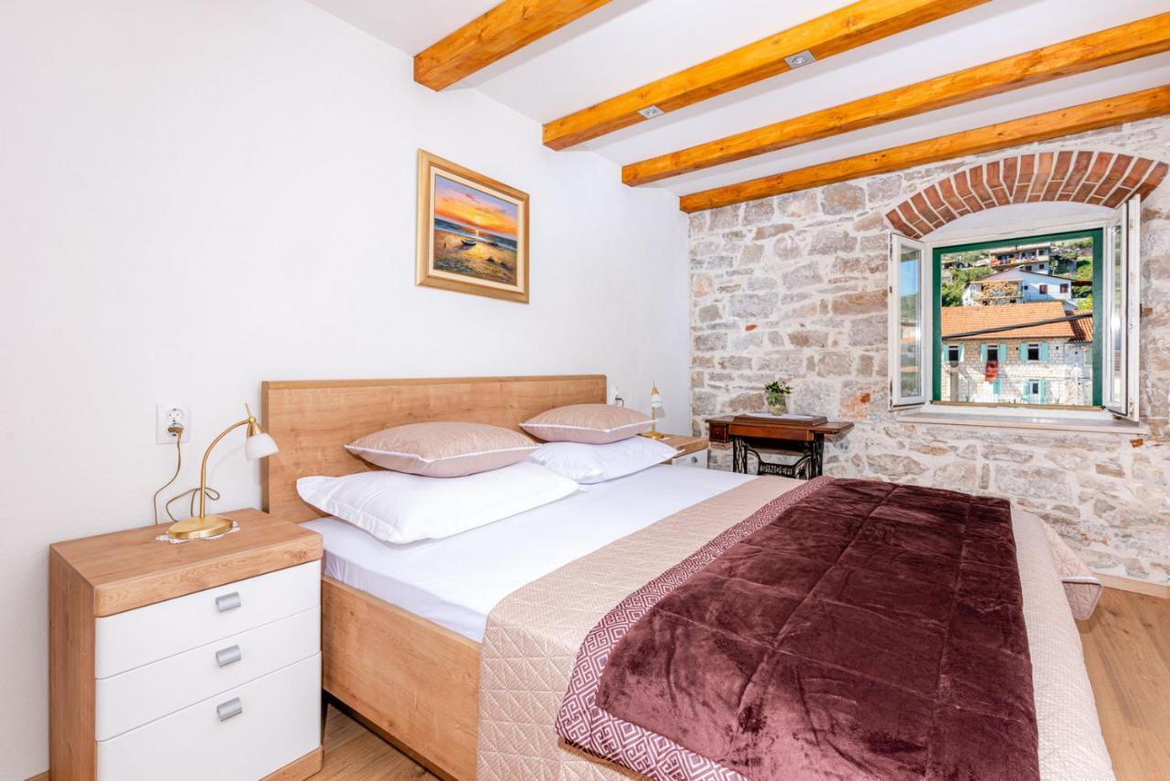 Ferienwohnung Deziderio Stomorska Exterior foto