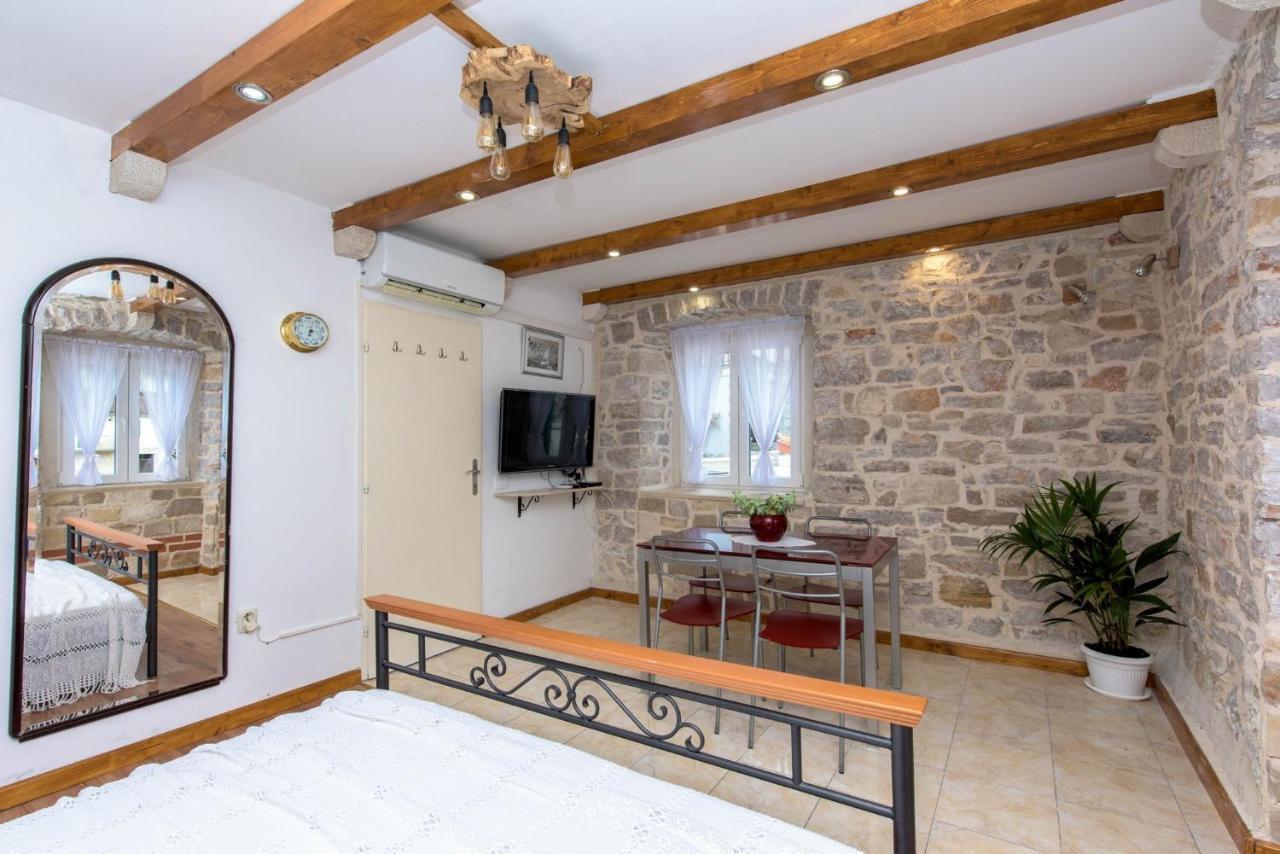 Ferienwohnung Deziderio Stomorska Exterior foto